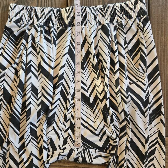 Nike Pants Womens Medium Avant Dri Fit Harem Black Abstract Zumba Dance Y2k - Picture 8 of 9